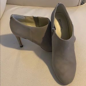 Michael Kors Sammy Ankle Boot Gray Booties Size 10